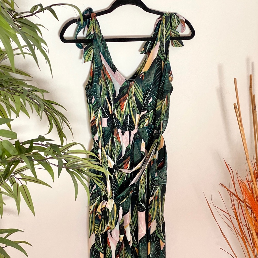 Patterned Romper - Picture 7 of 8
